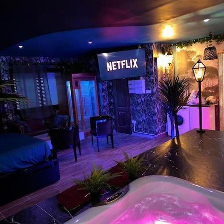Marbella Logement Privatif -Jacuzzi-Sauna لا فاليت دو فار المظهر الخارجي الصورة